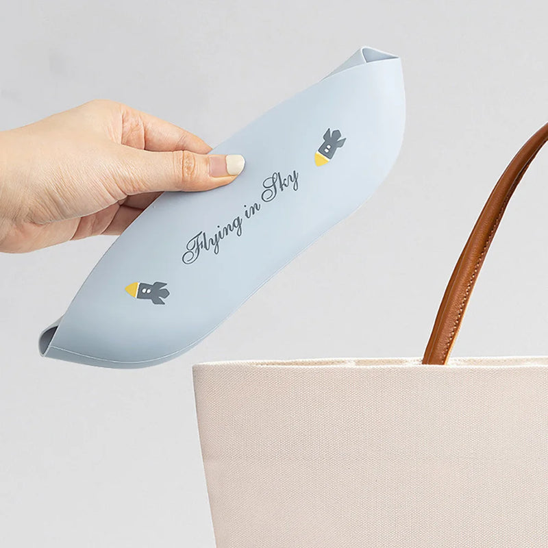 Babador infantil de silicone com bolso coletor